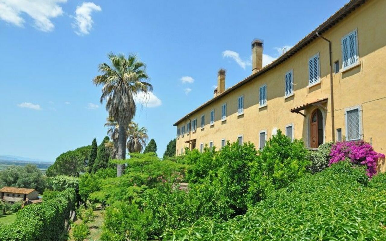 Il Principe: Have, Udendørs, Udvendige