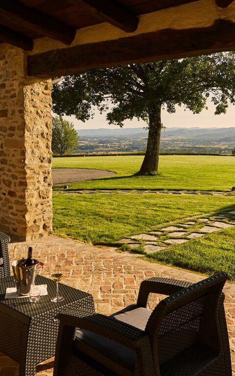 Villa Agazzi: Altan / terrasse / gårdhave, Have