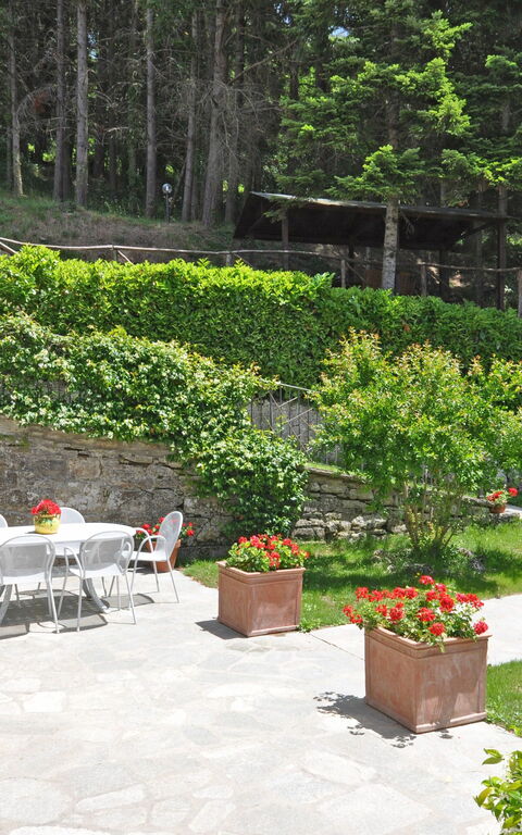 Villa Dame: Udendørs, Udvendige