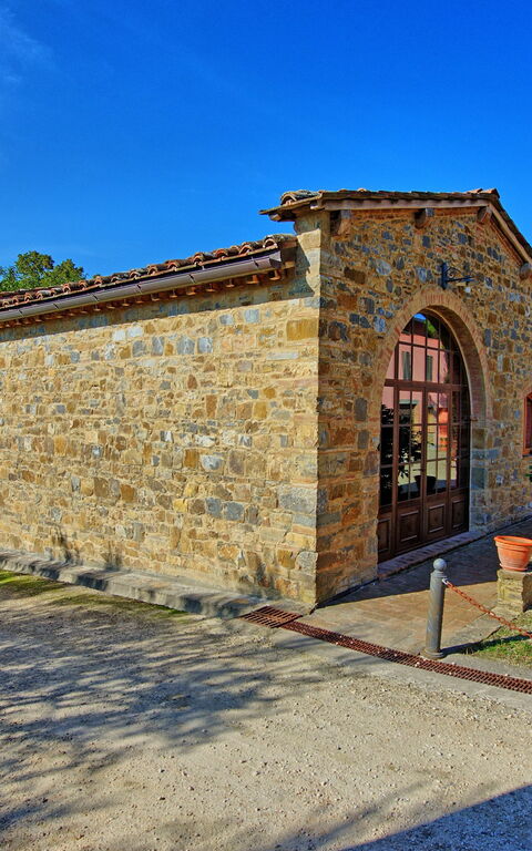 Arturo: Have, Udendørs, Udvendige