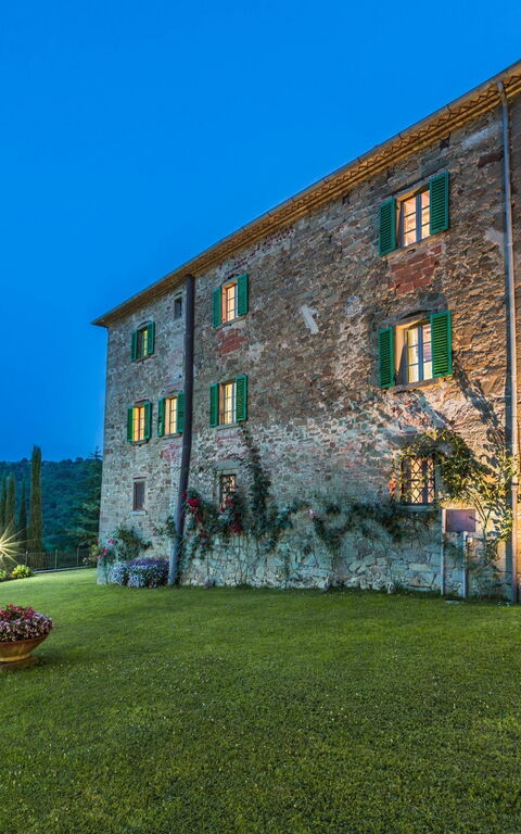 Palazzo Rosadi: Have, Udendørs