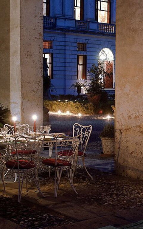 Ca' Marcello: Have, Udendørs