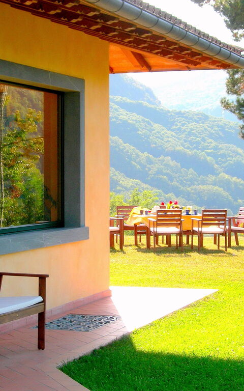 Villa Saida: Have, Udendørs