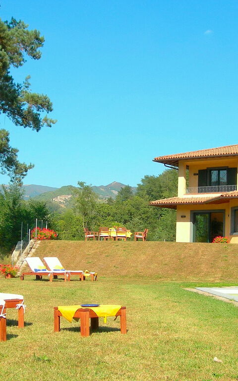 Villa Saida: Have, pool, Udendørs