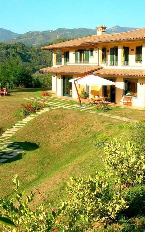 Villa Saida: Have, Udendørs