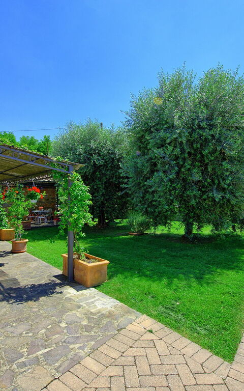 Villa Giare: Have, Udendørs