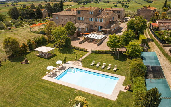 Villa Giare: pool, Udendørs, Udvendige