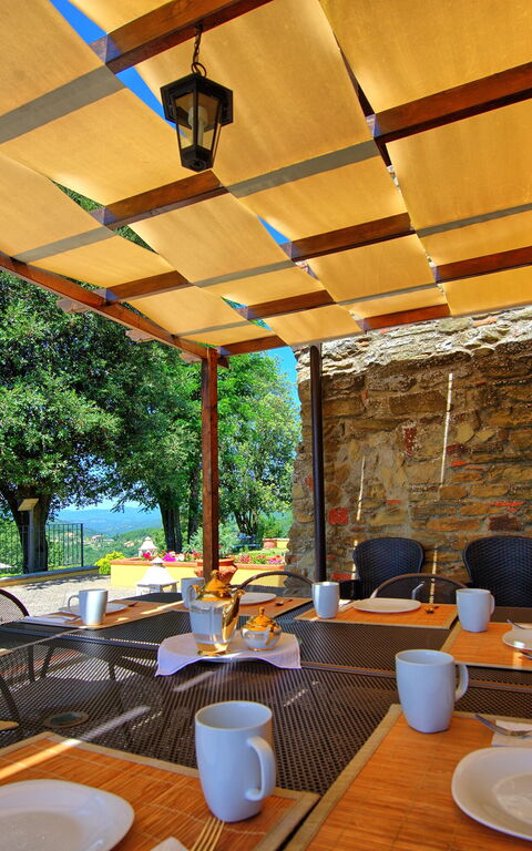 Villa Crispinino: Altan / terrasse / gårdhave, Udendørs