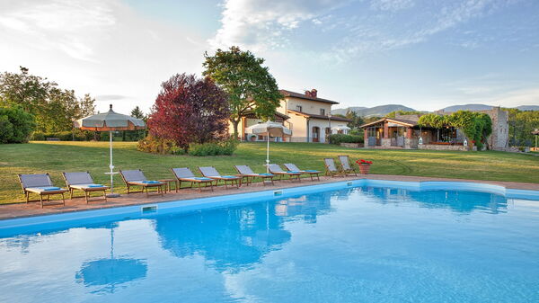 Villa Sant' Angelo: Have, pool
