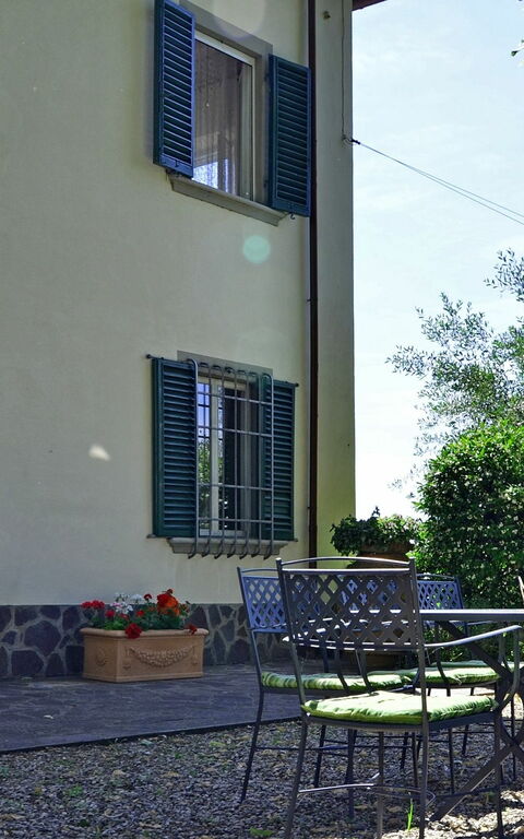 Villa Buonaparte: Udvendige