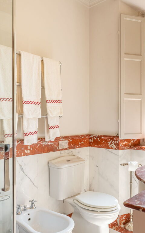 Villa De Ranieri: Badeværelse