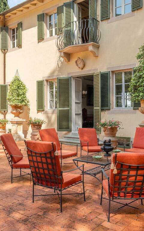 Villa De Ranieri: Udendørs, Udvendige