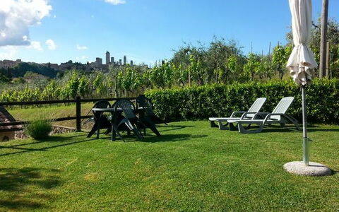 Feriebolig Melograno: Udendørs