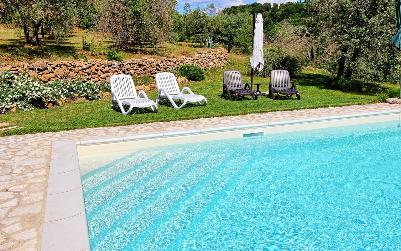 Guardistallo: pool