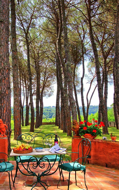 Villa Lorenza: Have, Udendørs