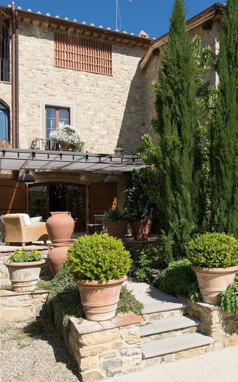 Villa Nova: Udendørs, Udvendige