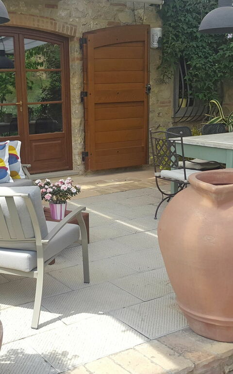 Villa Nova: Udendørs, Udvendige