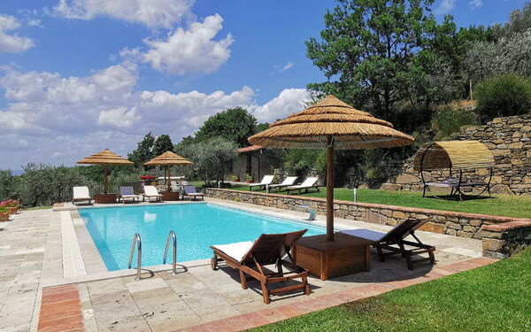 Villa Noceta: Have, pool