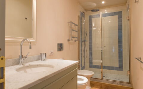 Feriebolig La Valle 3 Castelfalfi: Badeværelse