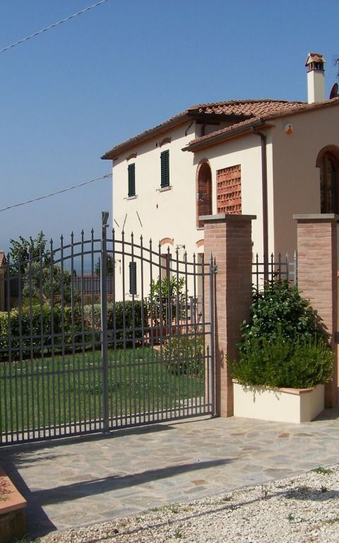 Antico Fienile: Have, Udvendige