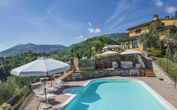 Villa Casalguidi: Have, pool