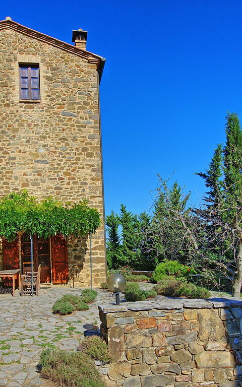 Villa Montalcino: Have, Udvendige