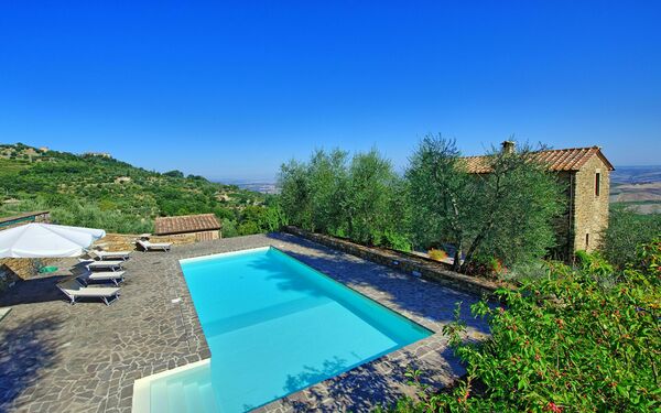 Villa Montalcino: pool, Visninger