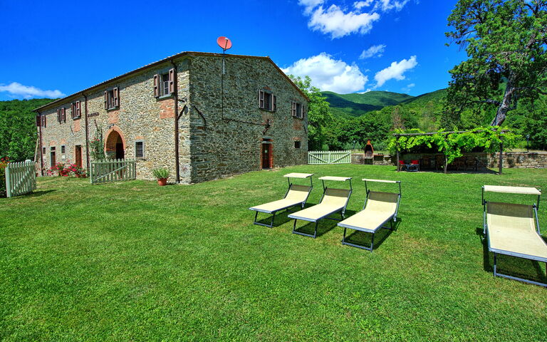 Villa Poggiolino: Have, Udvendige