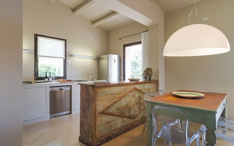 Feriebolig Isla Verde - Ulivi: Frokostlokale, Køkken