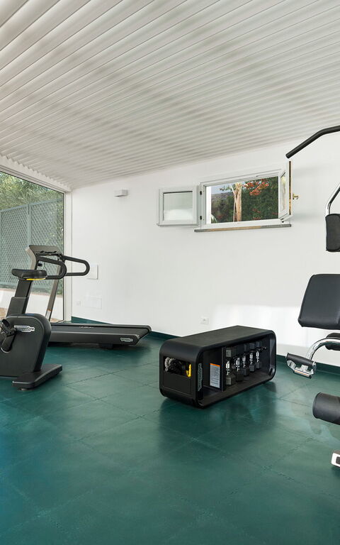 Villa Ager Costa: Udendørs, Udvendige