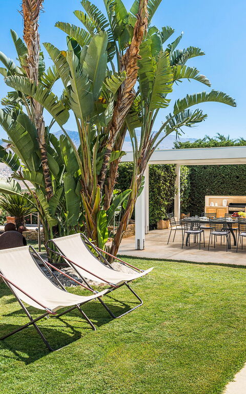 Villa Ager Costa: Udendørs, Udvendige