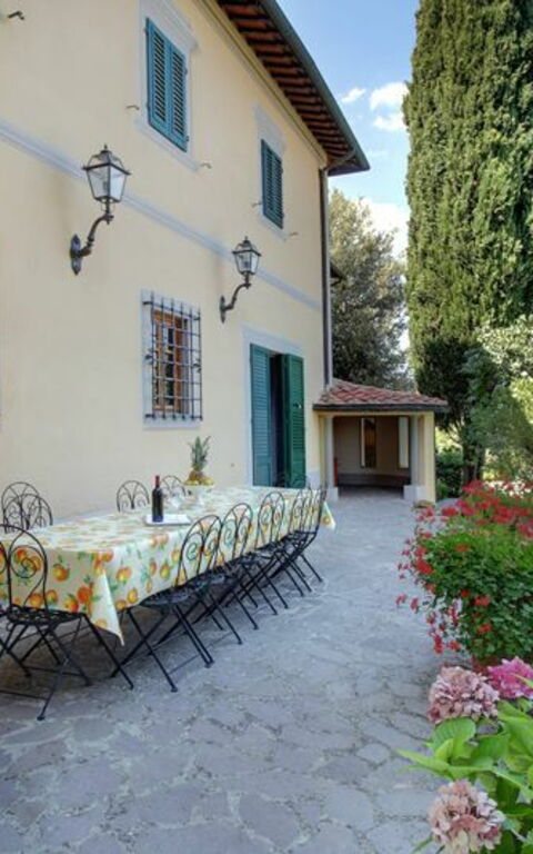 Villa Stolli: Udvendige