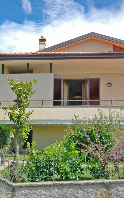 Villa Pratovecchio: Udendørs, Udvendige