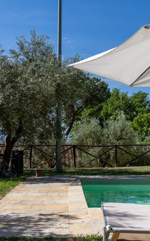Villa Morandi: Have, pool, Udendørs