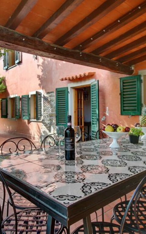 Villa Acacia: Altan / terrasse / gårdhave