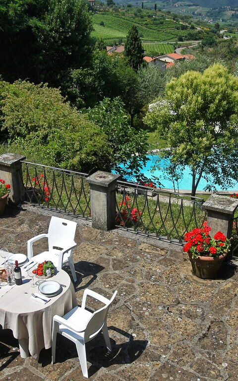 Villa Lucolena: Udendørs