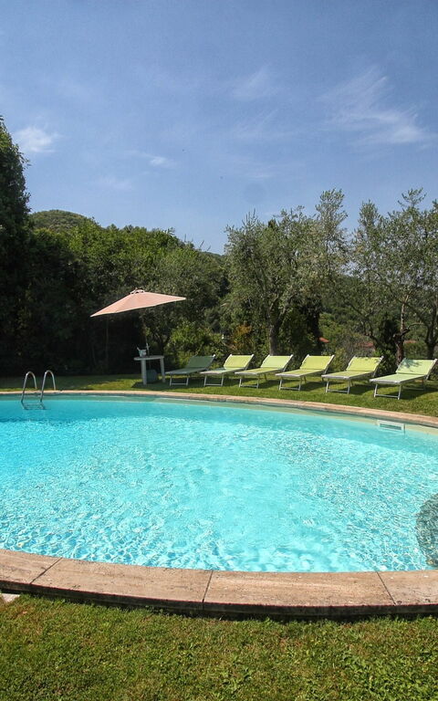 Villa Lucolena: pool