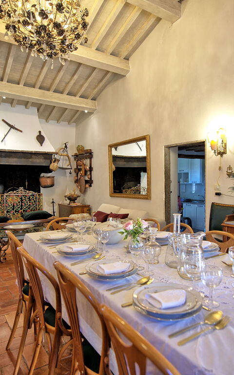 Villa Tenuta Lonciano: Frokostlokale, Stue