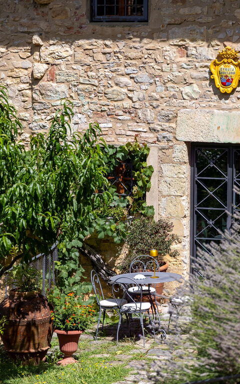 Villa Tenuta Lonciano: Udendørs, Udvendige