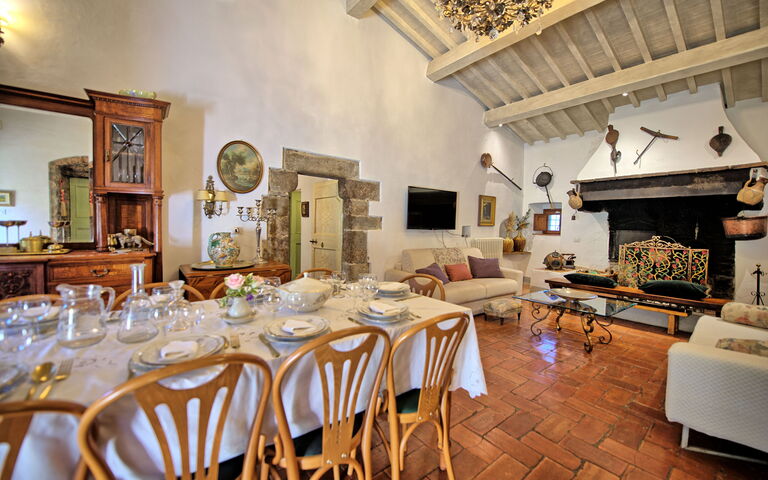 Villa Tenuta Lonciano: Frokostlokale, Stue
