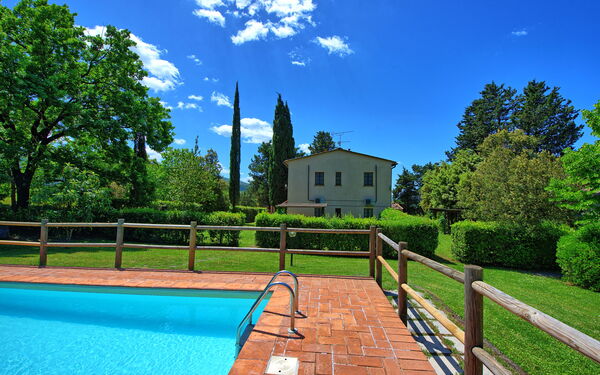 Villa Picchio: Have, pool, Udendørs, Udvendige