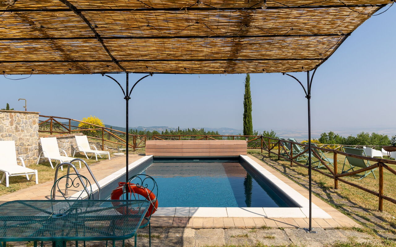 Villa San Michele: Altan / terrasse / gårdhave, pool, Udendørs