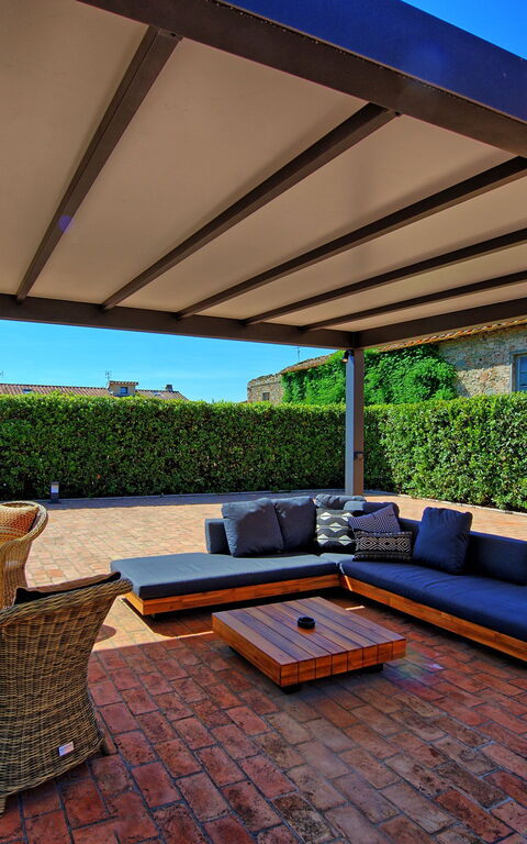 Villa Nora: Altan / terrasse / gårdhave, Udendørs