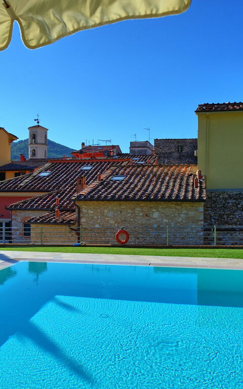 Flavia: Have, pool, Sommer, Udendørs, Udvendige, Visninger