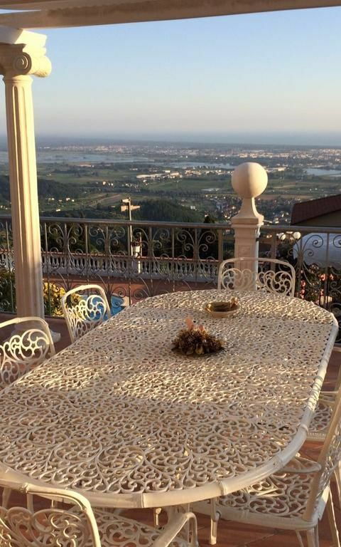 Villa Sophia: Udendørs