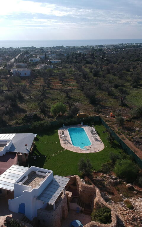 Trullo Torre Suda: Have, pool, Visninger