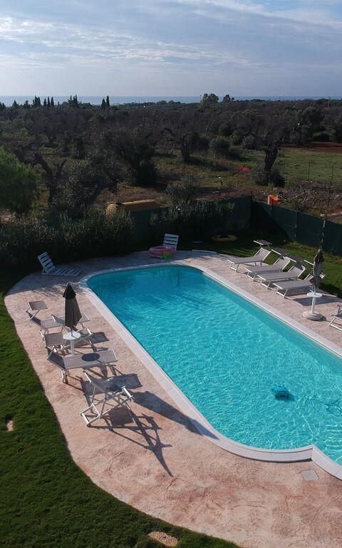 Trullo Torre Suda: Have, pool, Visninger