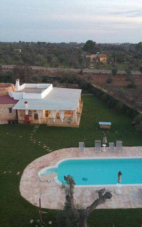 Trullo Torre Suda: Have, pool, Visninger