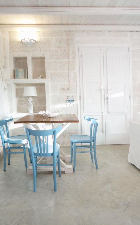 Trullo Torre Suda: Stue