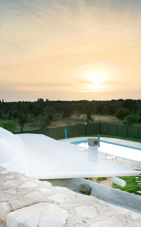 Trullo Torre Suda: Have, Udendørs